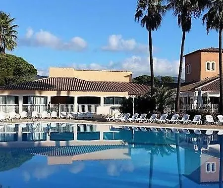 Studio 4 Personnes, Climatise, Rez De Jardin * Saint-Raphael (Var)
